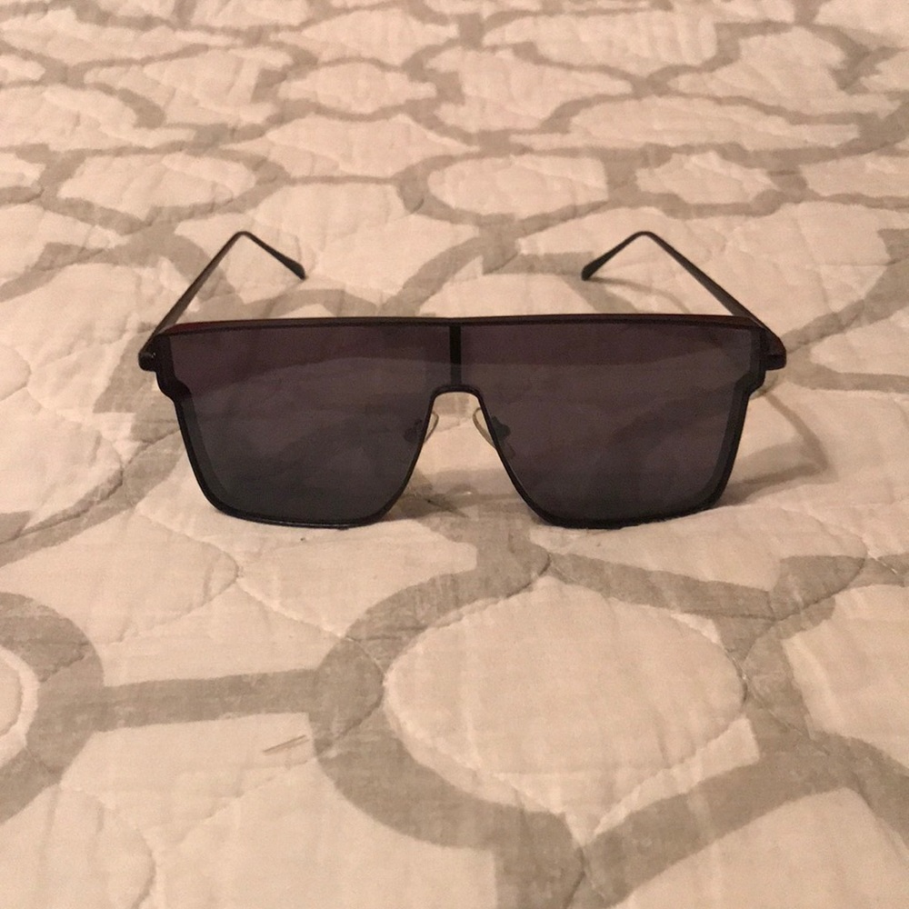 80s Inspired Large Frame Sunglasses